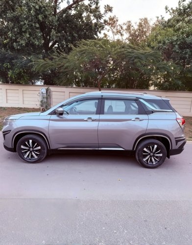 MG Hector Sharp 2.0 Diesel