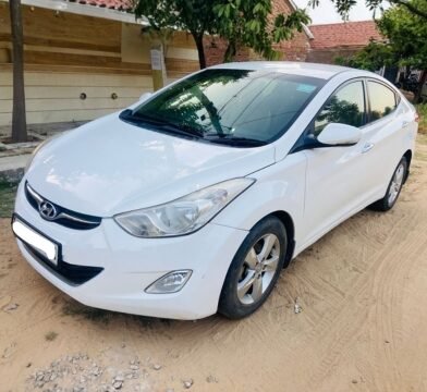 Hyundai Elantra 1.6 SX CRDi