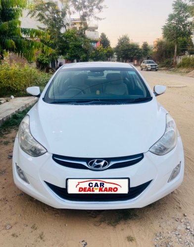 Hyundai Elantra 1.6 SX CRDi