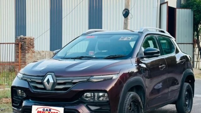Renault Kiger RXT Front View