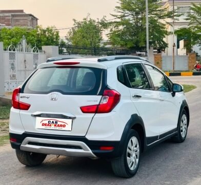 Rear view of 2017 Honda WR-V 1.5 S Diesel