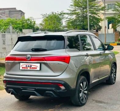 Rear view of MG Hector Sharp