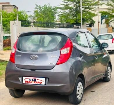 Rear view of Hyundai Eon Era+