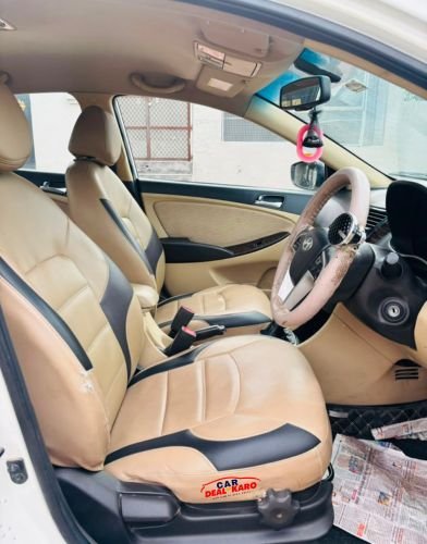 Hyundai Verna Front Cabin