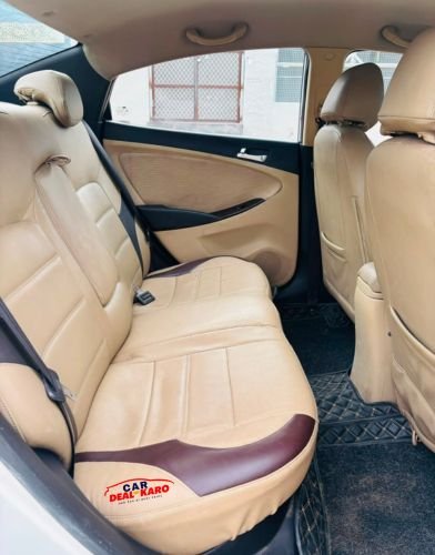 Hyundai Verna Rear Seat Interior
