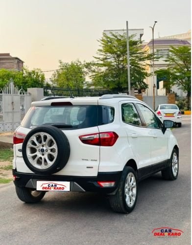Ford EcoSport Titanium+ Rear View