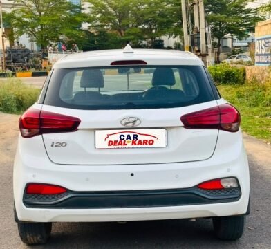 Rear view of 2019 Hyundai i20 Magna+