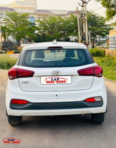 Rear view of 2019 Hyundai i20 Magna+