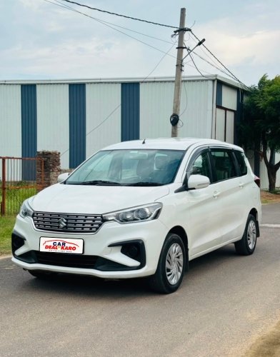 Maruti Suzuki Ertiga Smart Hybrid VXI