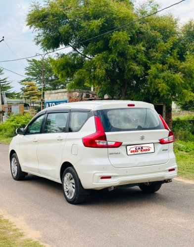 Maruti Suzuki Ertiga Smart Hybrid VXI