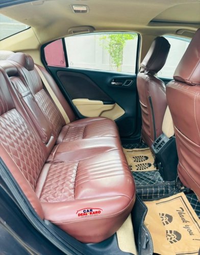 Honda City 1.5 VX MT interior