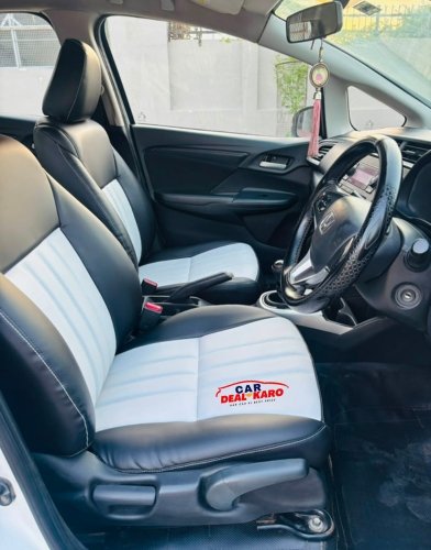 Honda WR-V 2017 interior cabin with front seats and dashboard