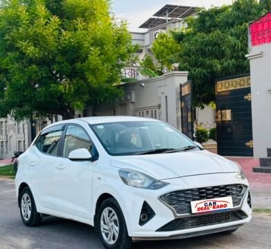Hyundai Aura front view