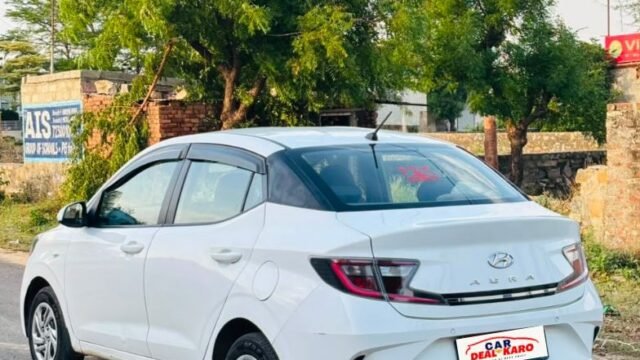 Hyundai Aura rear view