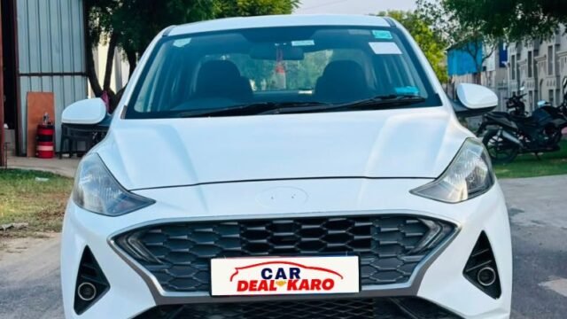 Hyundai Aura front view