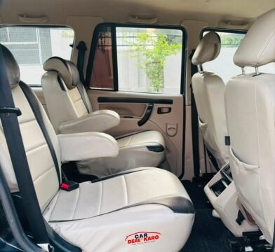 Mahindra Scorpio Classic S11 MT interior view