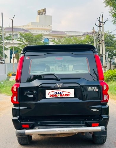 Mahindra Scorpio Classic S11 MT