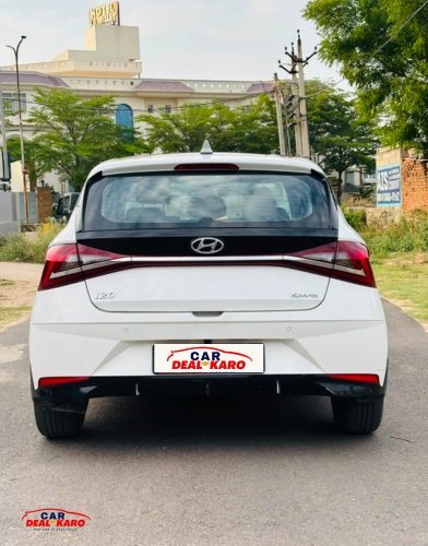 i20 rear view