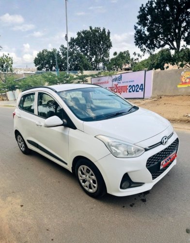 Grand i10 Sportz