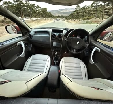 Renault Duster 85 PS Diesel interior view