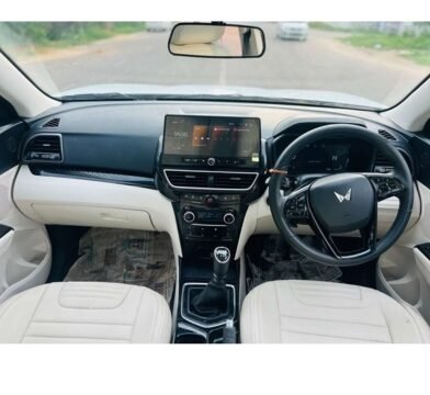 Mahindra XUV 3XO