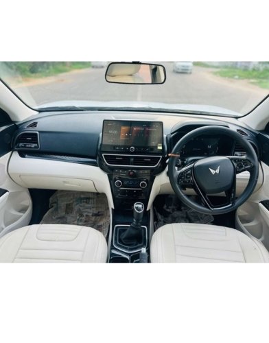 Mahindra XUV 3XO