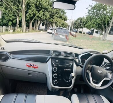 Mahindra KUV100 K6