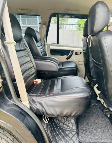 Mahindra Scorpio S11