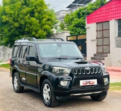 Mahindra Scorpio S11