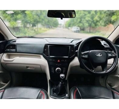 Mahindra XUV300