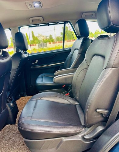 Tata Hexa XTA 4x2
