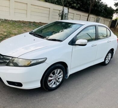 Honda City 1.5L i-VTEC V MT