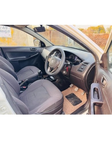 Tata Bolt XM