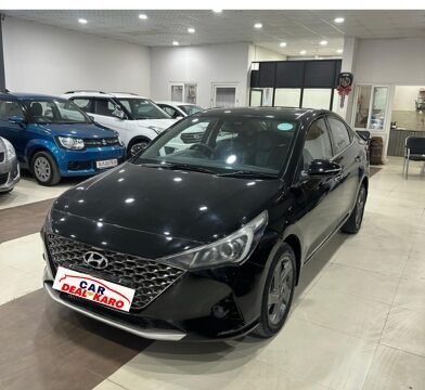 Hyundai Verna 1.6 SX(O)