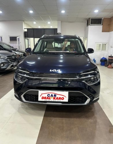 Kia carens