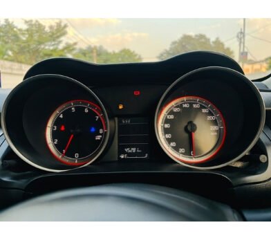 Maruti Suzuki Swift VXI