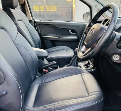 Tata Hexa XT